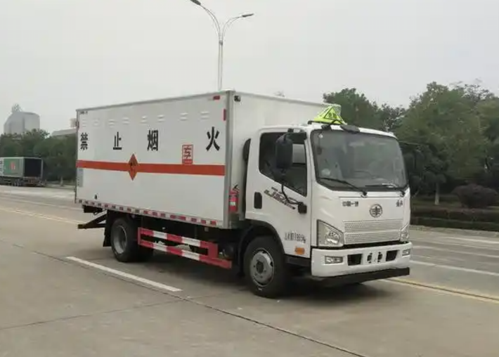平遥爆破器材运输车可以上高速吗？