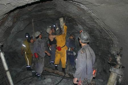 平遥工程爆破中的危险因素分析以及应对工程爆破危险的措施